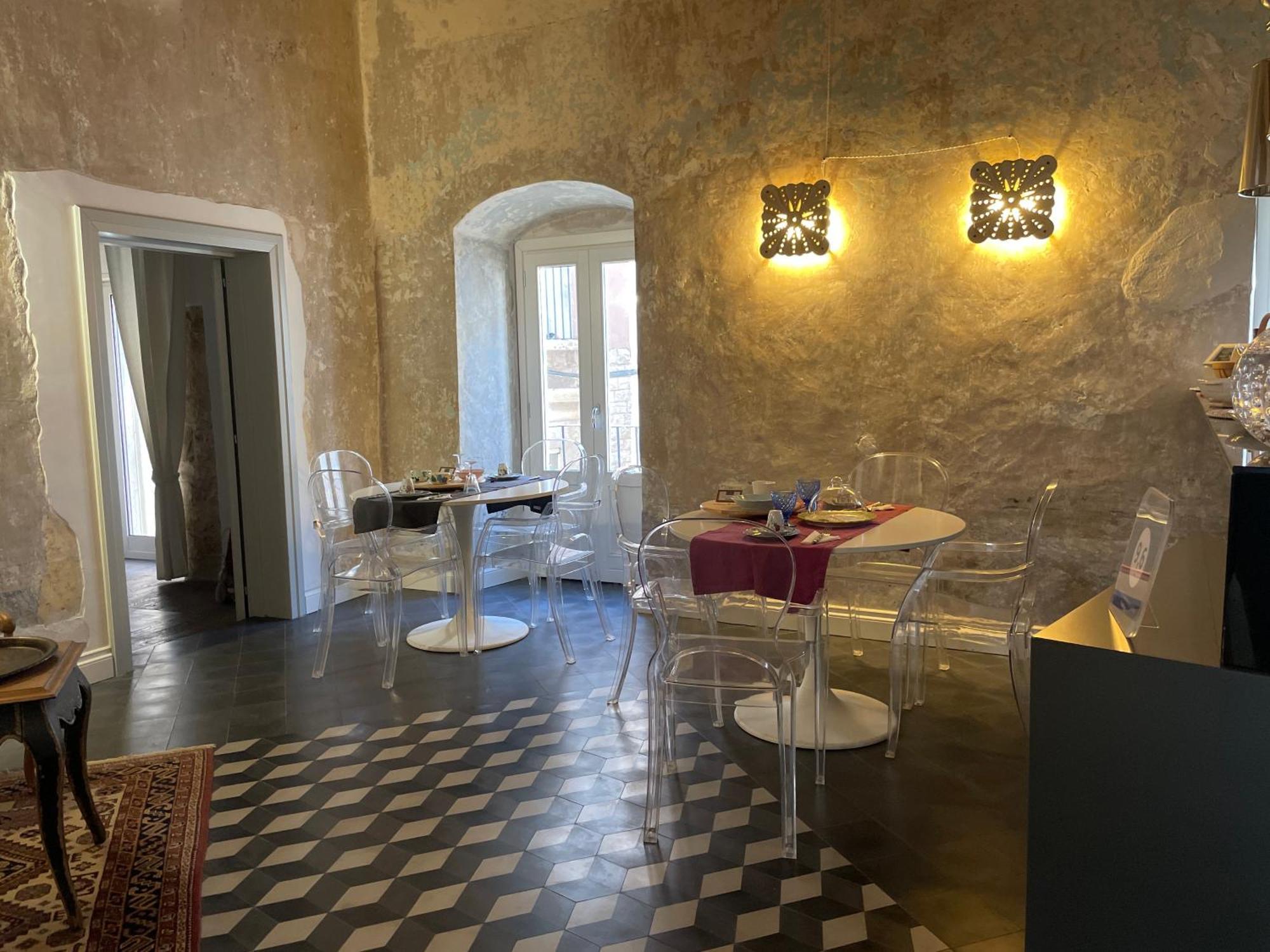 Palazzo Siena De Facendis Bitonto Exterior foto