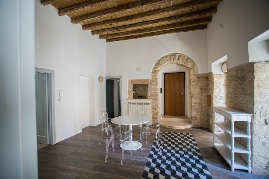 Palazzo Siena De Facendis Bitonto Exterior foto